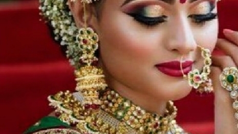 Inside Modifying Ladies Beauty Parlour, Kestopur
